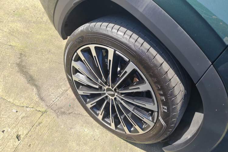 Used Geely Auto Monjaro L 2025 Dongfang Yao 2.0TD Automatic All-Wheel-Drive Wangyue Edition
