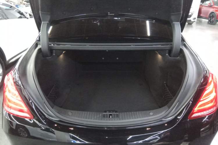 Used Mercedes-Benz S-Class 2016 S 320 L Business Model