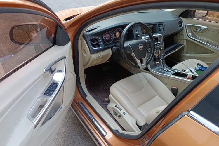 Used Volvo S60 2012 1.6T DRIVe Comfort Edition