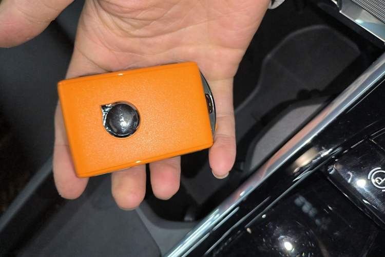 Used Volvo S60 2025 B5 Zhiya Sport Edition Vehicle Key