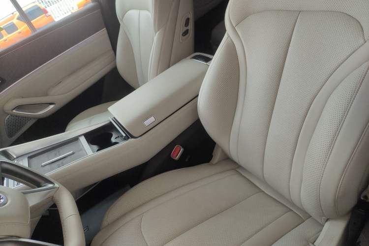 Used Denza N9 2025 Flagship Model