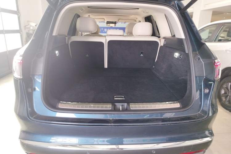 Used Hima AITO M8 2025 Extended-Range Max+ Version 53.4 kWh 5-Seater Edition Trunk