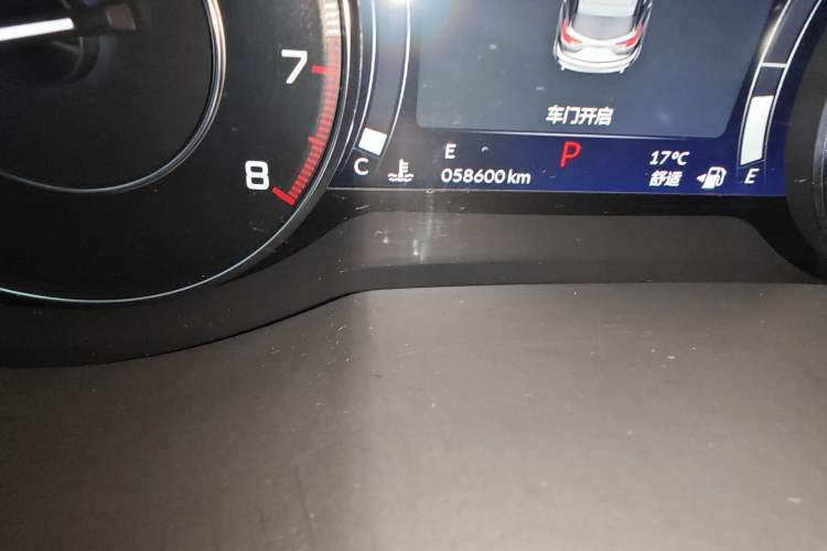 Used Acura RDX 2019 2.0T Enjoyment Version China VI Standard Odometer Close Up