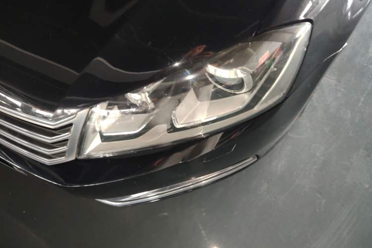 Used Volkswagen Magotan 2013 2.0 TSI Luxury Model