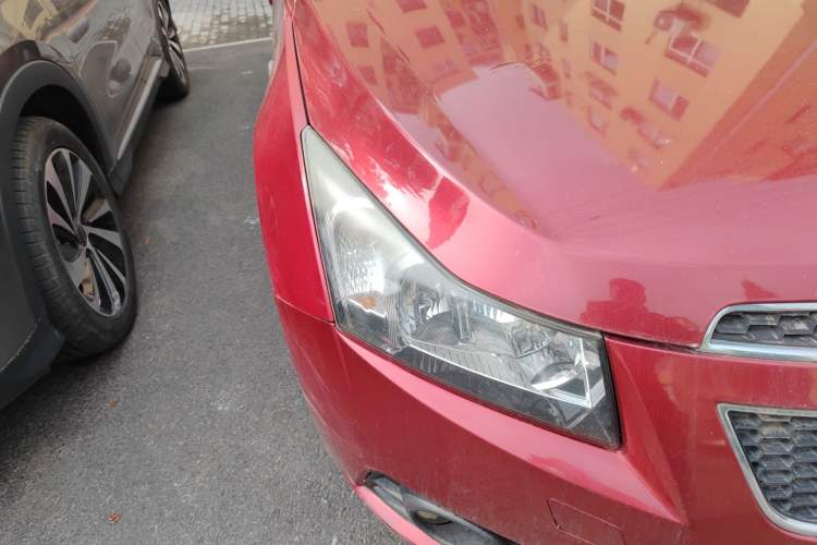 Used Chevrolet Cruze 2009 1.8L SE AT Right Front Headlight