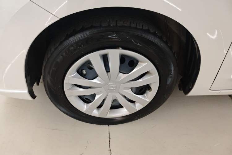 Used Honda Fit 2023 1.5L CVT Trend Edition Left Front Wheel Hub