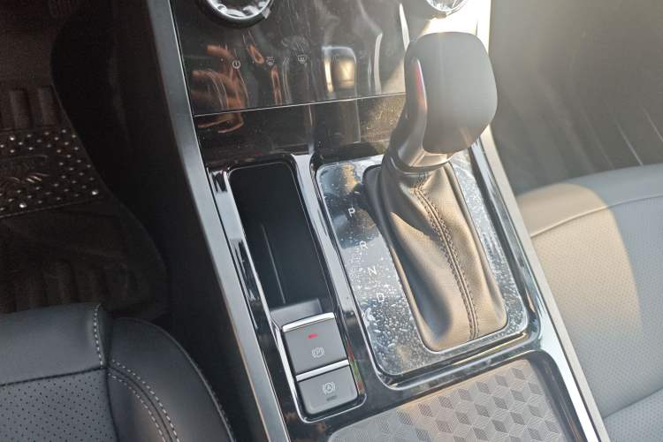 Used Chery Tiggo 5x 2025 1.5L CVT Excellence Edition
