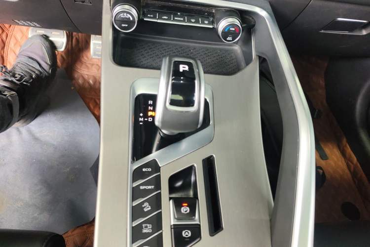 Used Geely Auto Coolray 2020 PRO 260T DCT Battle
