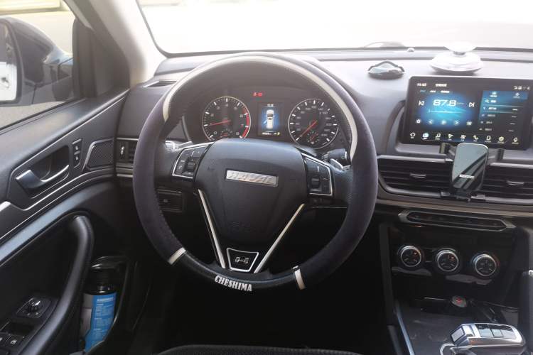 Used Haval H6 2021 Sport Edition 1.5T Automatic Elite Smart Connectivity Model U-Shape Grille Steering Wheel