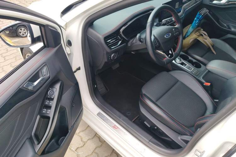 Used Ford Focus 2021 Hatchback EcoBoost 180 Automatic ST Line