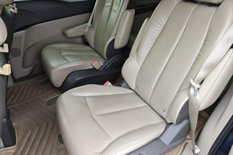 Used Buick GL8 2011 3.0L GT Luxury Business Haoya Edition Left Rear Seat