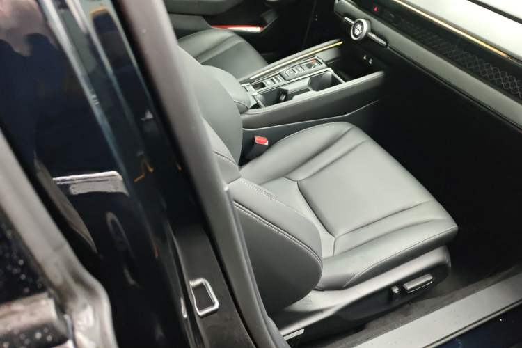 Used Honda Accord New Energy 2023 2.0L ePHEV Luxury Edition Right Front Seat