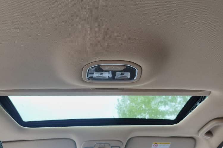 Used Geely Auto Emgrand 2018 1.5L Manual Upward Connect Edition Headliner