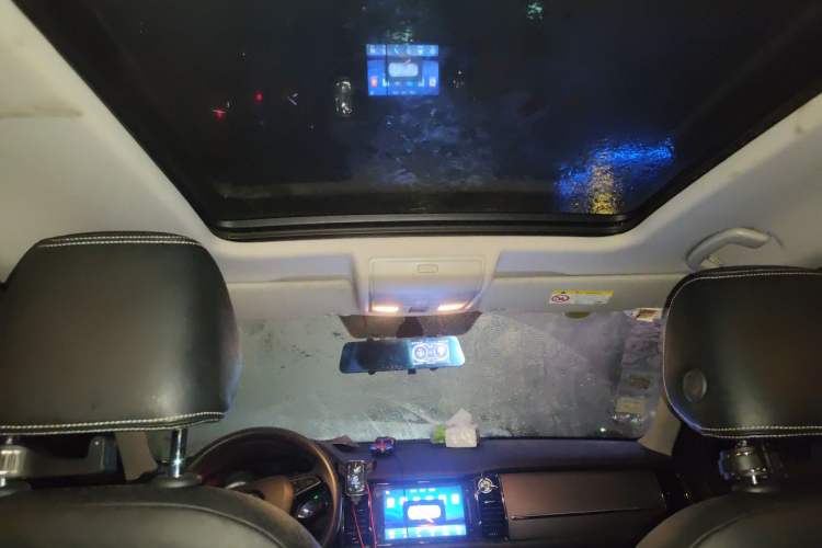 Used Skoda Kodiaq 2018 Facelifted TSI330 5-Seater Two-Wheel-Drive Comfort Edition
