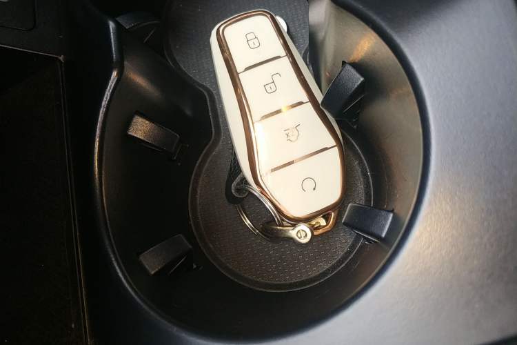 Used BYD Han 2023 EV Champion Edition 715KM Front-Drive Prestige Model Vehicle Key