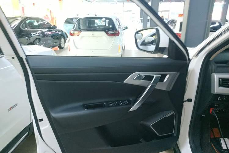 Used Geely Auto Emgrand X7 Sport 2016 1.8TD Automatic Smart Connectivity Version