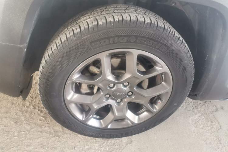 Used Jeep Renegade 2017 180T Automatic Kinetic Edition+
