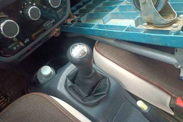 Used Jinbei New Hiace X30L 2021 1.5L Wealth Van Non-Air-Conditioned Version China VI Standard SWC15M