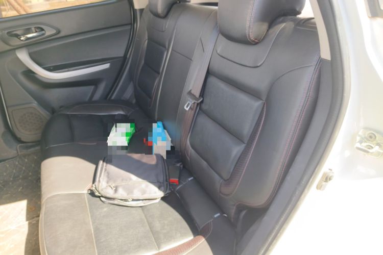 Used CHANGAN CS35 2015 1.6L Manual Luxury Model China IV Standard Left Rear Seat