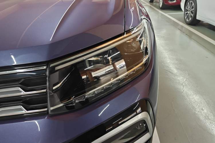 Used Volkswagen T-Cross 2019 1.5L Automatic Comfort Edition Left Front Headlight