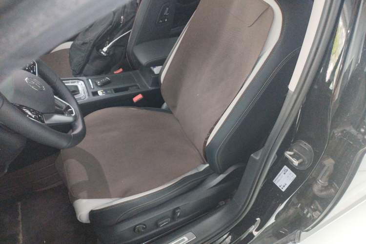 Used Volkswagen Magotan 2025 Revised Version 2 Zhongxiang Edition 330TSI DSG Luxury Trim