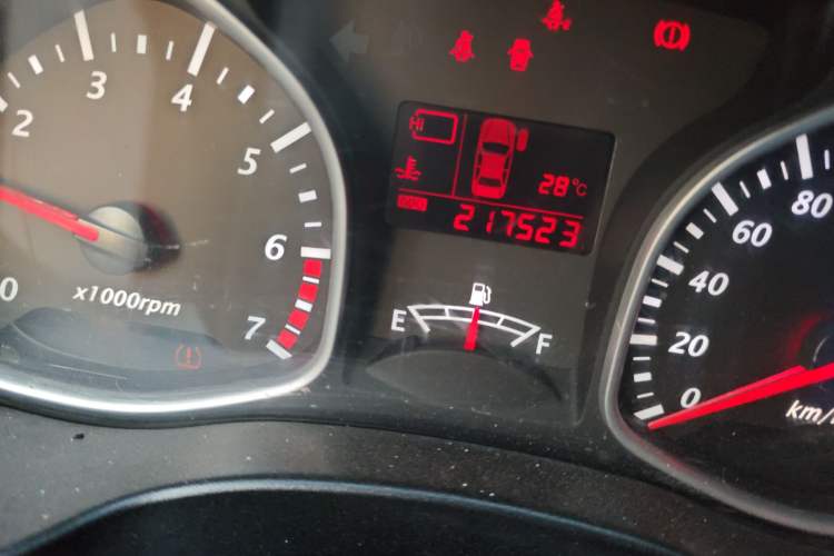 Used FAW Xiali N7 2013 1.3L Manual Luxury Model
