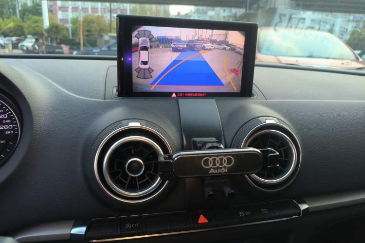 Used Audi A3 2018 30th Anniversary Edition Sportback 35 TFSI Ambition Model
