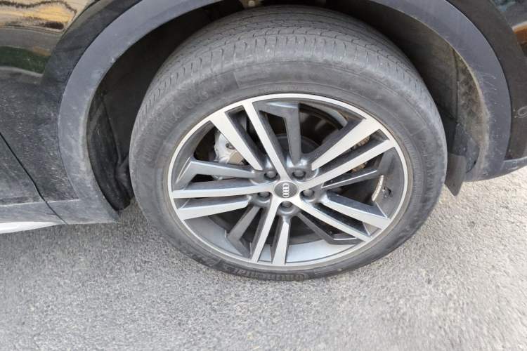 Used Audi Q5L 2020 45 TFSI Prestige Elegant Edition Right Front Wheel Hub