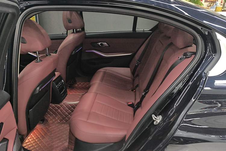 Used BMW 3 Series 2021 Second Facelift 320Li M Sport Package Left Rear Seat