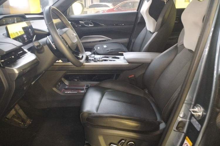 Used Oshan Z6 2022 Blue Whale 1.5T DCT Smart Edition Urban Version