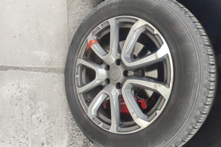 Used Maserati Levante 2019 3.0T Standard Version China VI Right Front Wheel Hub