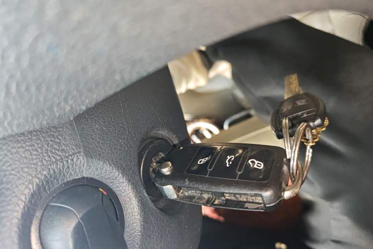 Used Skoda Rapid 2015 1.6L Automatic Smart Selection Model