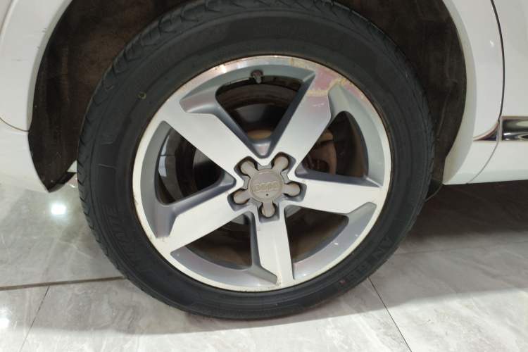 Used Audi Q3 2016 35 TFSI Collection Edition quattro Enjoyment Model