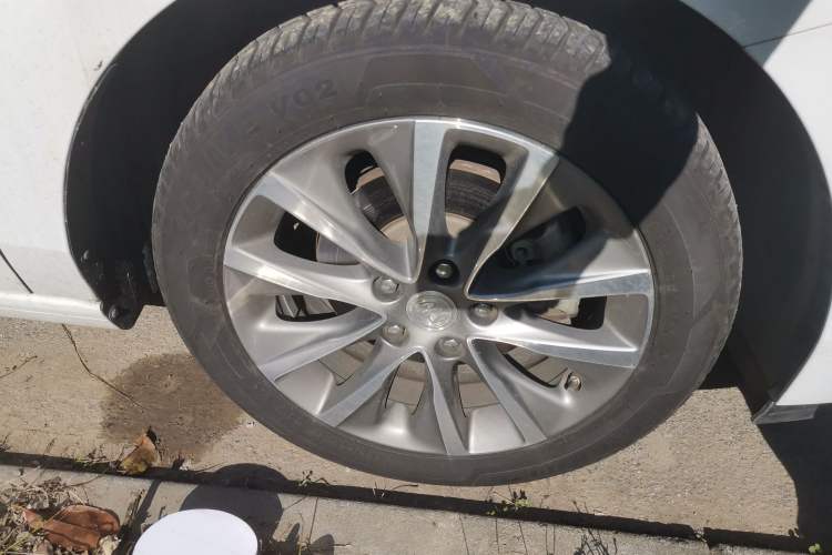 Used Buick GL6 2019 18T 6-Seater Connected Luxury Version China VI Standard
