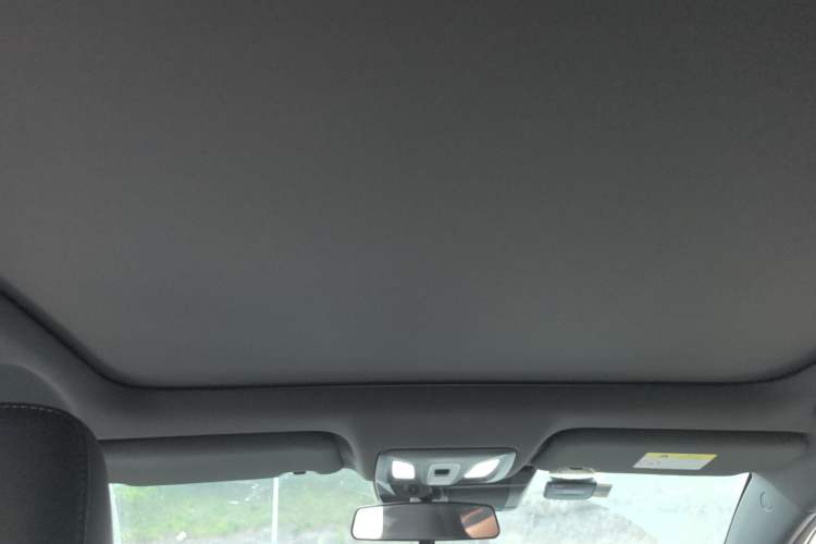 Used CHANGAN UNI-T 2022 1.5T Prestige Version
