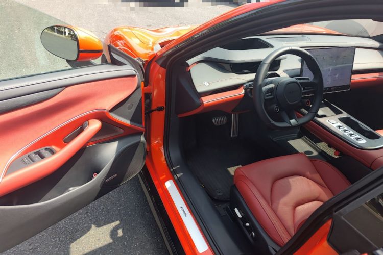 Used Xiaomi Auto SU7 2024 Four-Wheel Drive Ultra-Long Range Advanced Intelligent Driving Max Edition