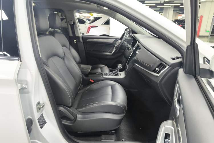 Used Roewe RX5 2019 20T Two-Wheel Drive Automatic Ali Smart Connectivity Platinum Edition