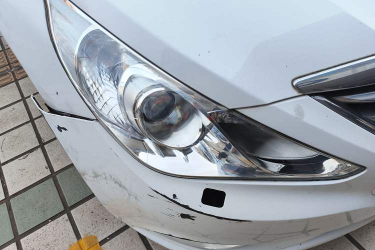 Used Hyundai Sonata 2013 2.4L Automatic Luxury Version China IV Standard
