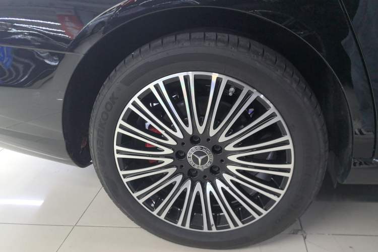 Used Mercedes-Benz E-Class 2023 Updated E 300 L Luxury Edition
