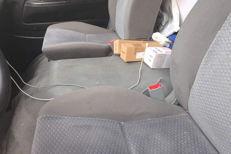 Used Farizon Xingxiang E6 2020 Van with High Roof 1365kg Payload Capacity Equipped with CATL's High-Energy Battery