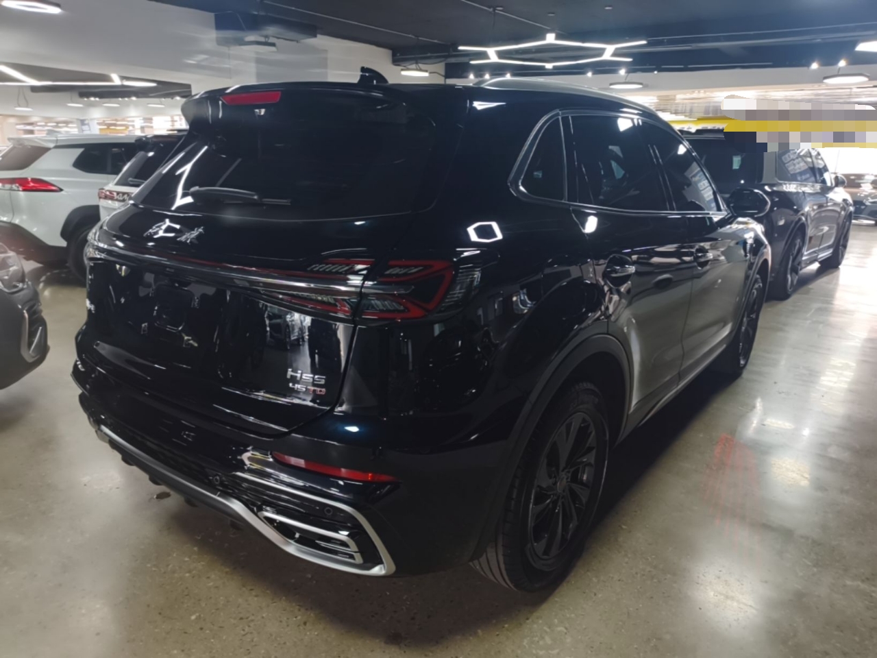 Hongqi HS5 2026 Model 2.0T Two-Wheel Drive Qi Xiang Pro Edition — снимка 6