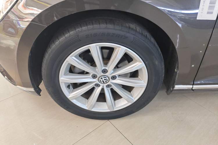 Used Volkswagen Magotan 2018 330TSI DSG Advanced Model
