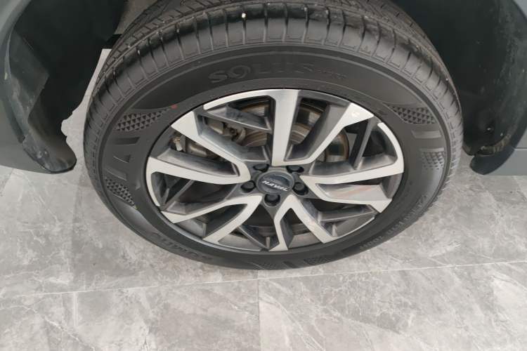 Used Haval H6 2021 3rd Generation 1.5T Automatic Two-Wheel Drive Max Right Rear Wheel Hub