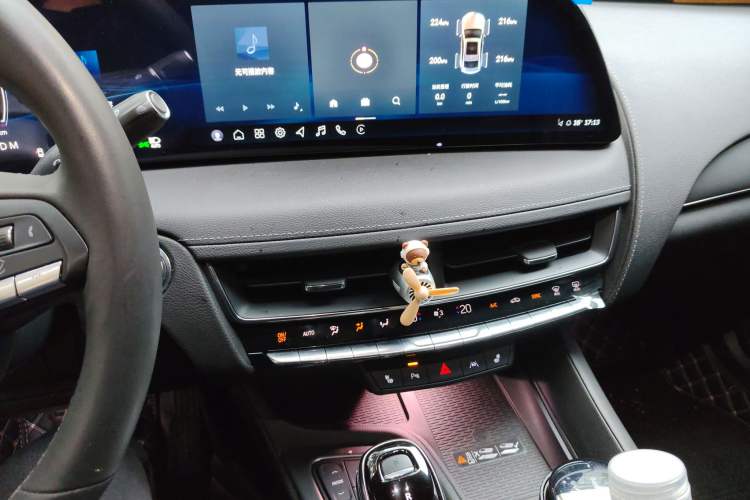 Used Cadillac CT5 2024 28T Luxury Pro Trim