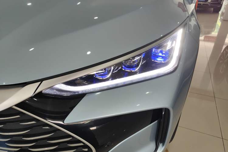 Used BYD Tang New Energy 2024 DM-i Glory Edition 112KM Flagship Model
