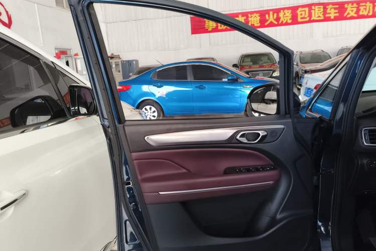 Used GAC Trumpchi M6 2021 PRO 270T DCT Luxury Edition