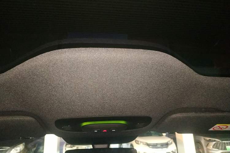 Used Xiaomi Auto SU7 2024 Rear-Drive Long-Range Intelligent Driving Version
