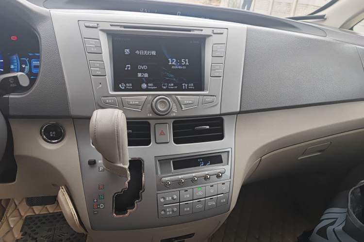 Used BYD M6 2015 2.4L Automatic Prestige Edition