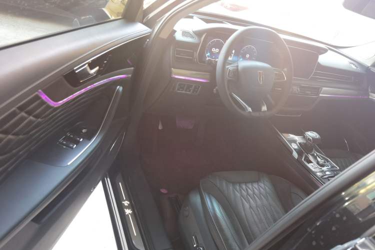 Used Hongqi HS5 2022 Revised Version 2.0T Smart Connect Flagship Edition