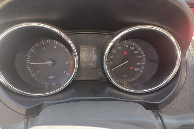 Used HYOSOW S3 2014 1.5L Comfort Version China IV Emission Standard Instrument Cluster